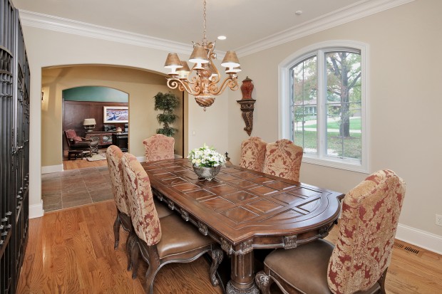 4-6 Briarbrook Trail-Dining Rm.jpg